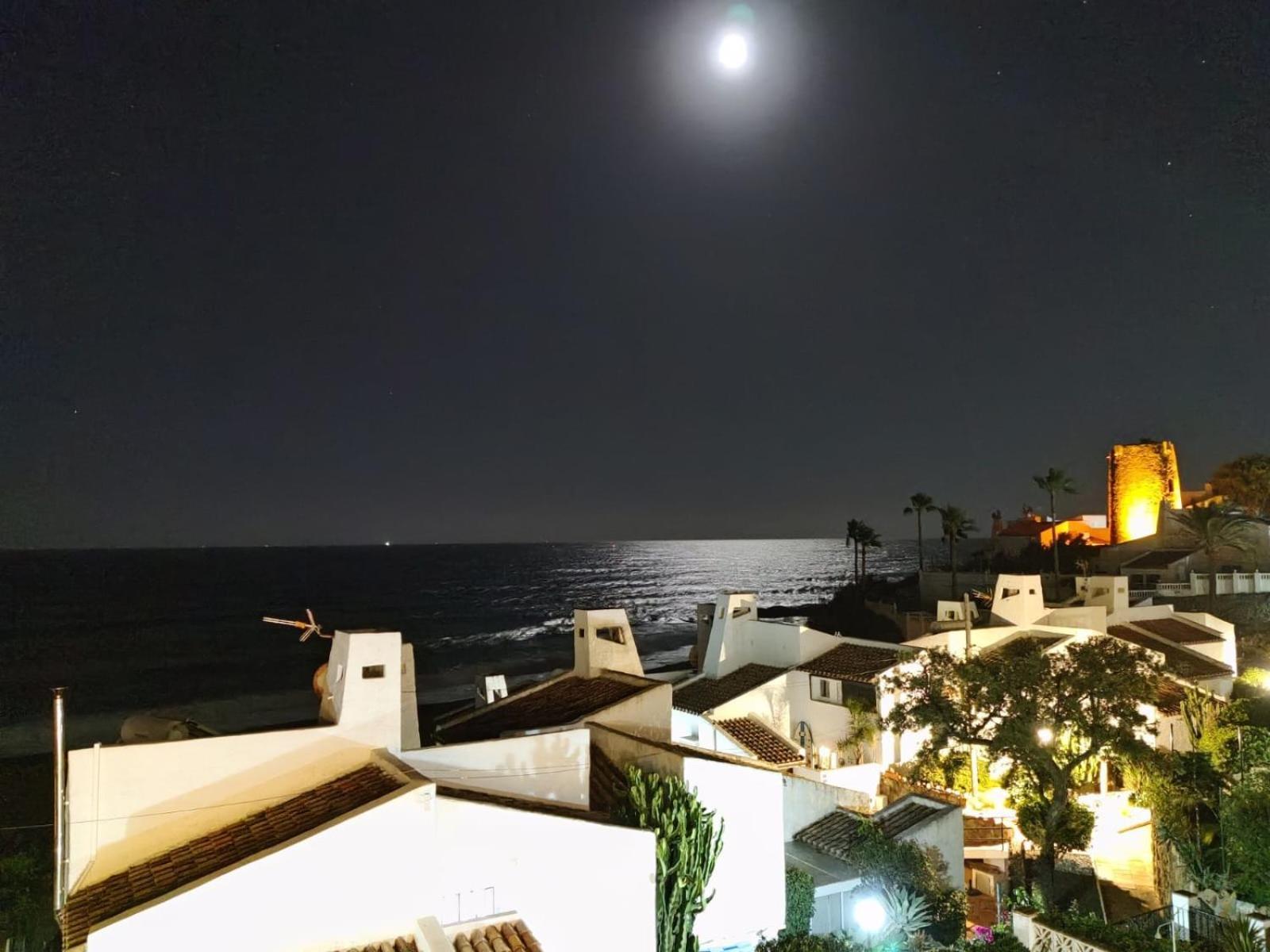 La Casa De Colores Estepona Exterior photo